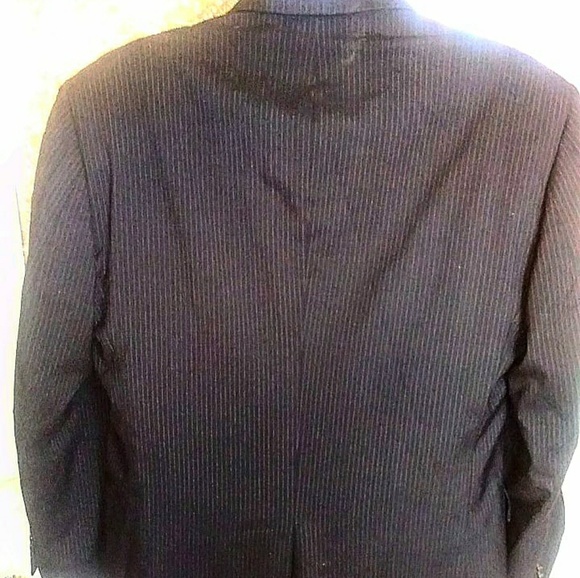 Jo's. A. Bank. Dark Grey White Stripe Blazer 42R - Picture 3 of 4